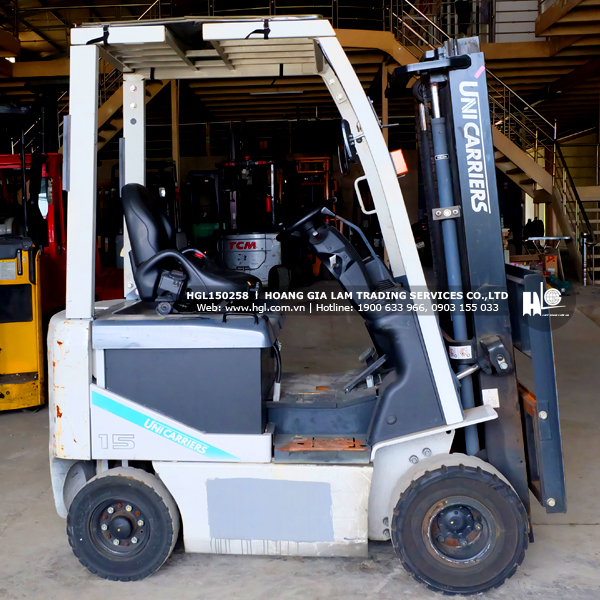 xe-nang-UNICARRIERS-J1B1L15-258-hgl1