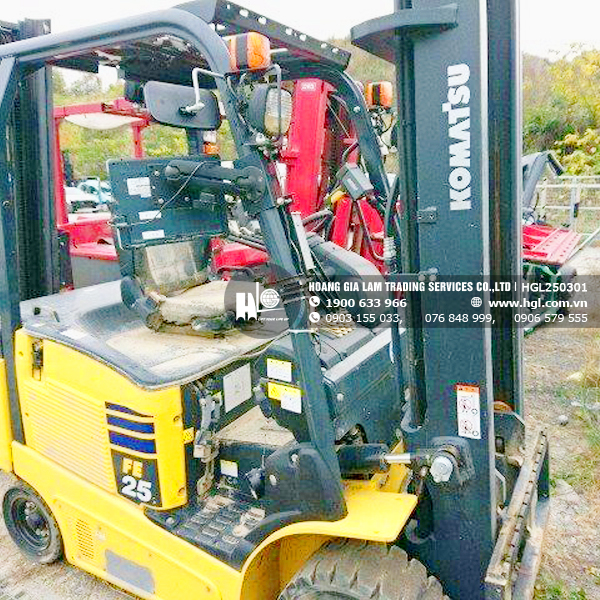 xe-nang-dien-komatsu-fe25-1-hgl250301-3
