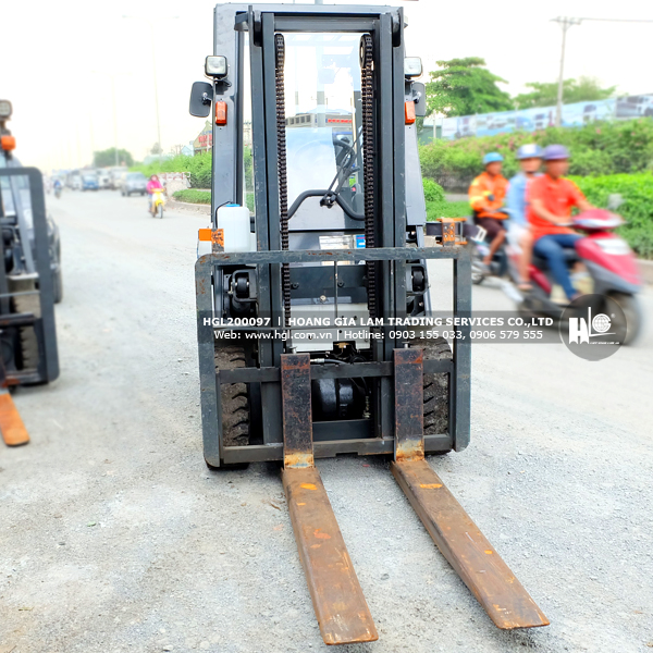 xe-nang-dien-nissan-P1B2L20-97-p1