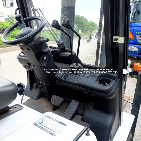 xe-nang-dien-nissan-P1B2L20-97-p6