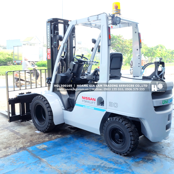 xe-nang-gas-lpg-nissan-3-tan-UG1F2A30WU-165-p5