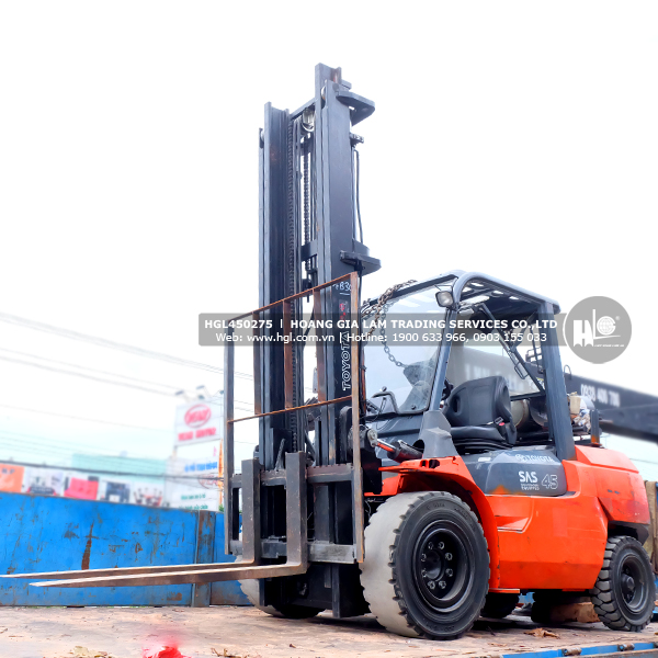 xe-nang-toyota-02-7FG40-275-hgl-275-1