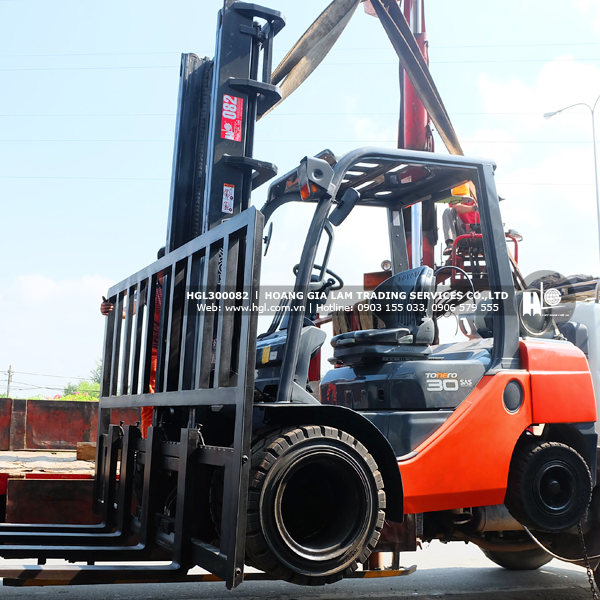 xe-nang-xang-gas-toyota-8FGF30-82-p4