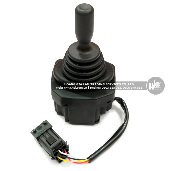 can-dieu-khien-thuy-luc-xe-nang-reach-truck-linde-r14-r16-r20-p2