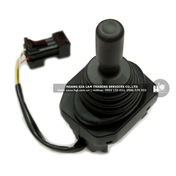 can-dieu-khien-thuy-luc-xe-nang-reach-truck-linde-r14-r16-r20